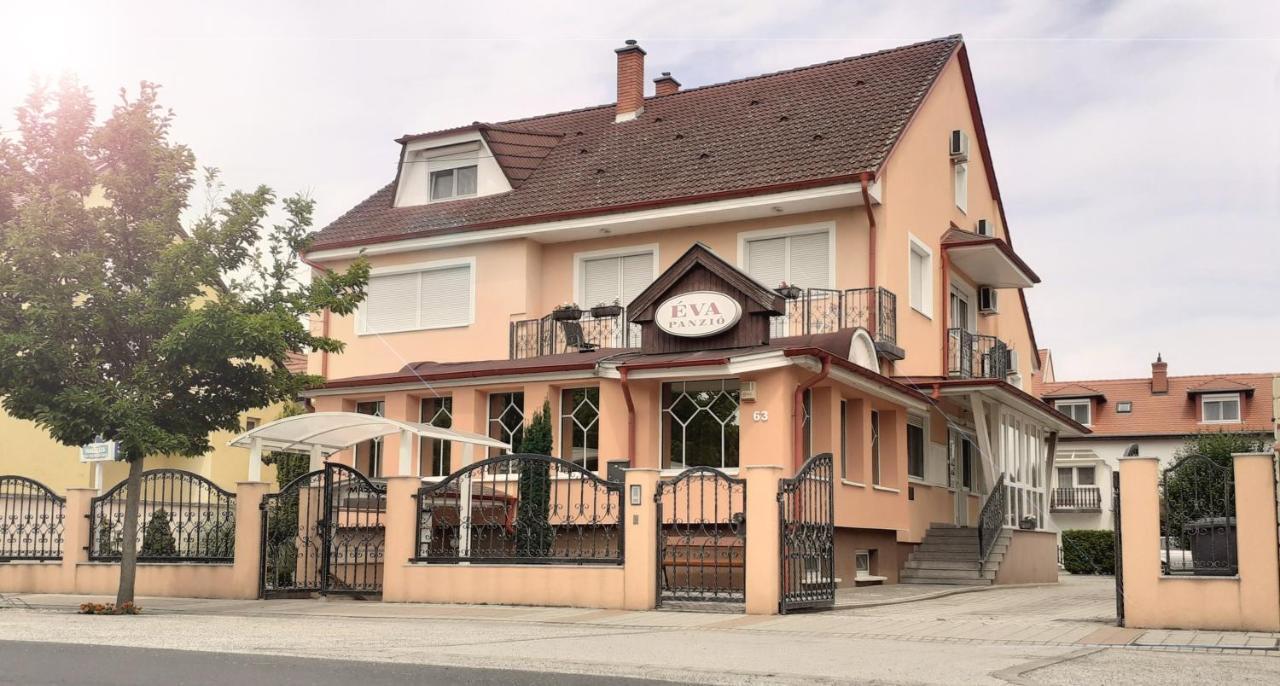Hotel Eva Panzio Sárvár Zewnętrze zdjęcie