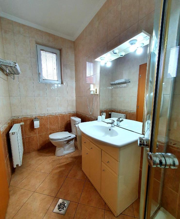 Hotel Eva Panzio Sárvár Zewnętrze zdjęcie