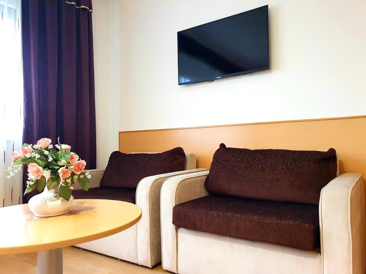 Hotel Eva Panzio Sárvár Zewnętrze zdjęcie
