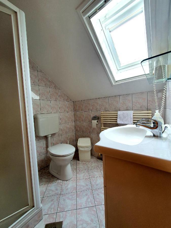 Hotel Eva Panzio Sárvár Zewnętrze zdjęcie