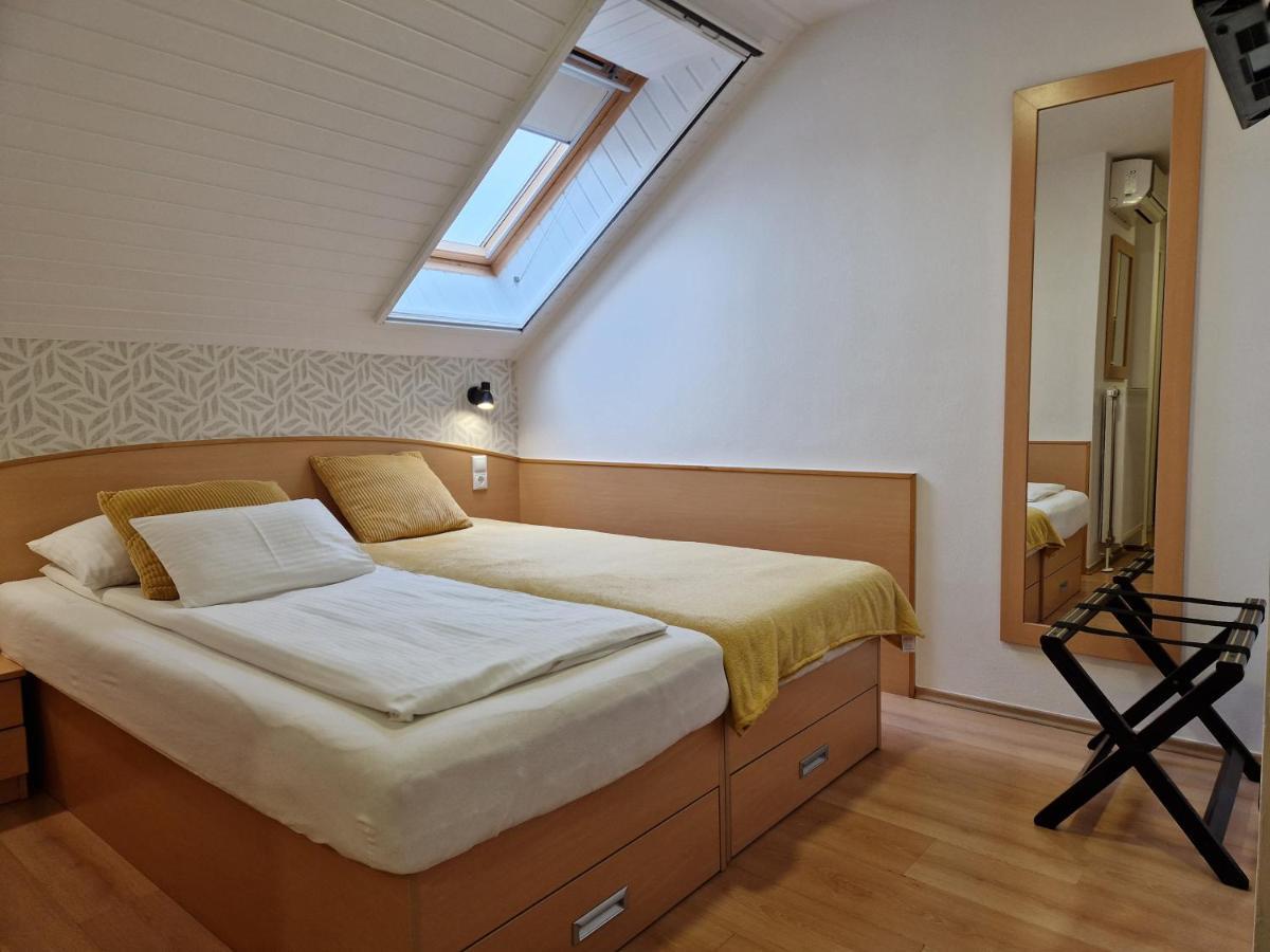 Hotel Eva Panzio Sárvár Zewnętrze zdjęcie