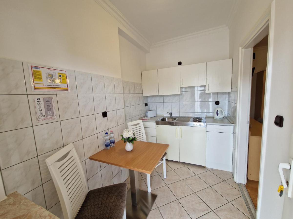 Hotel Eva Panzio Sárvár Zewnętrze zdjęcie