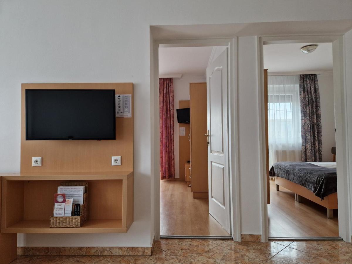 Hotel Eva Panzio Sárvár Zewnętrze zdjęcie