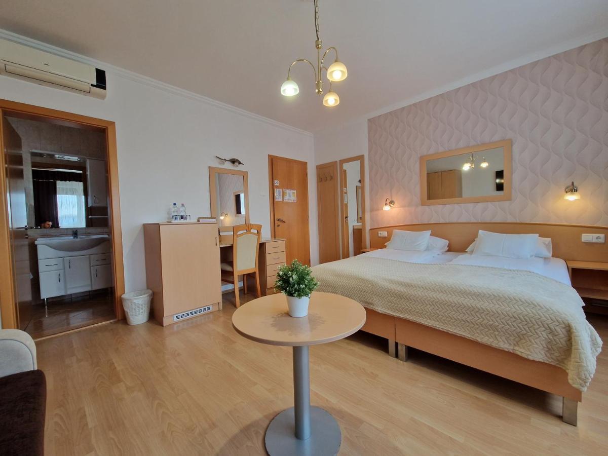 Hotel Eva Panzio Sárvár Zewnętrze zdjęcie